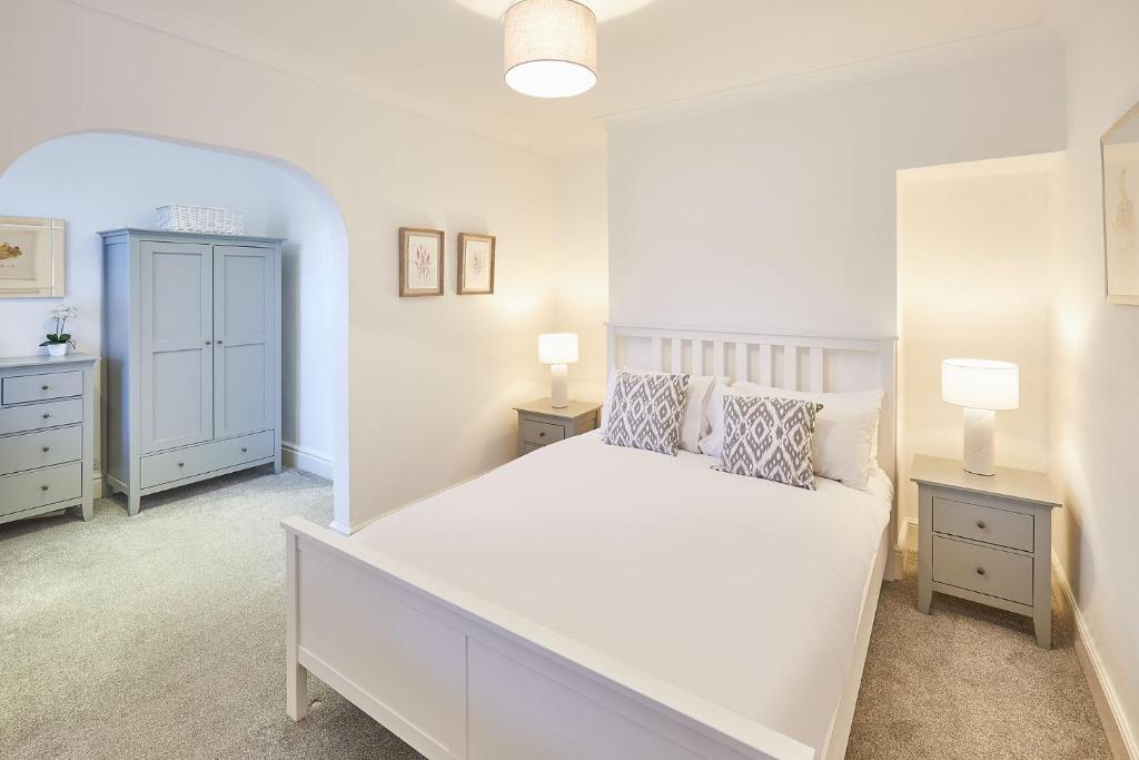 Cherry Tree House room 3